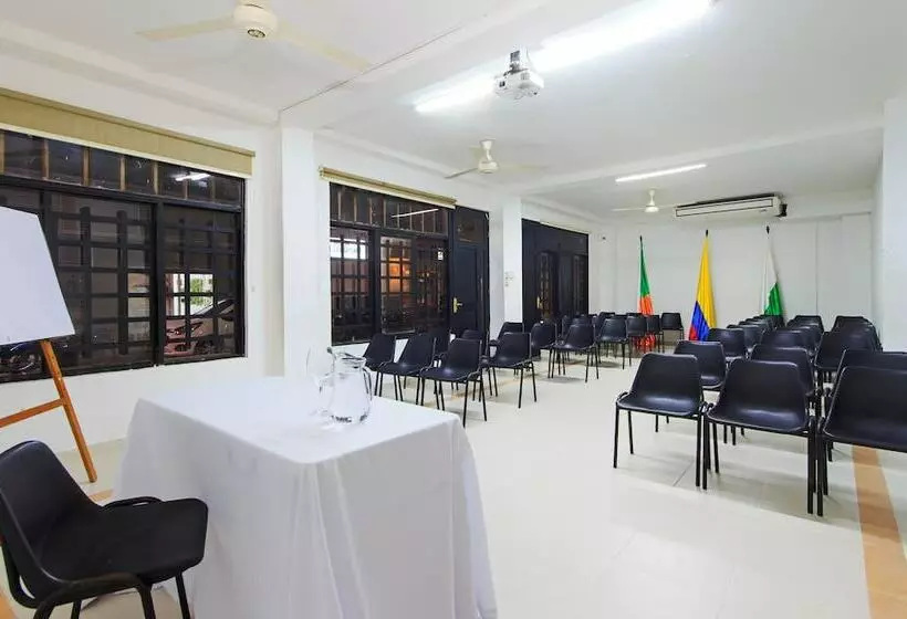 هتل Emberá