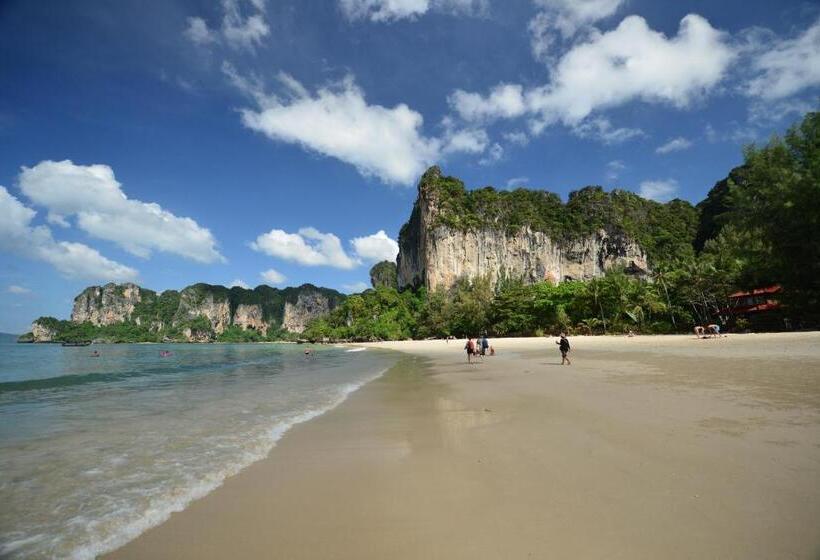 Bhu Nga Thani Resort & Villas Railay