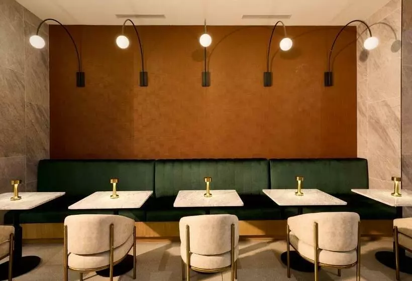 Delta Hotels By Marriott New York Times Square