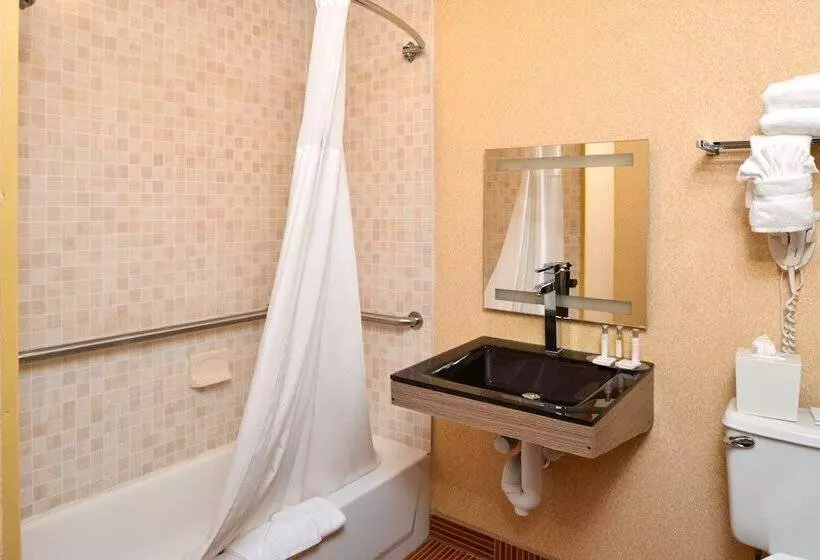 هتل Baltimore Plaza Inner Harbor