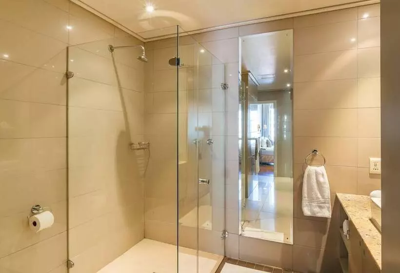 فندق Cape Royale   Whosting