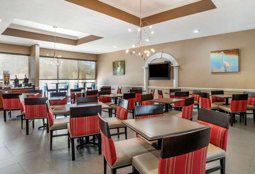 호텔 Comfort Inn & Suites Marianna I 10