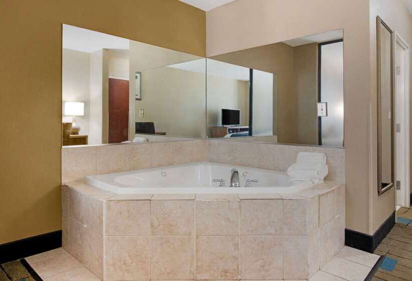 호텔 Comfort Suites Near Mcas Beaufort