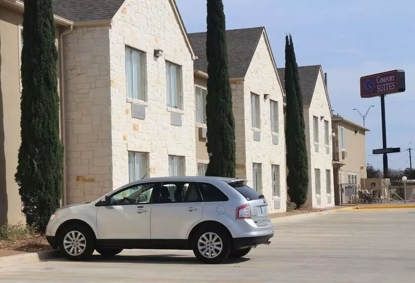 호텔 Comfort Suites