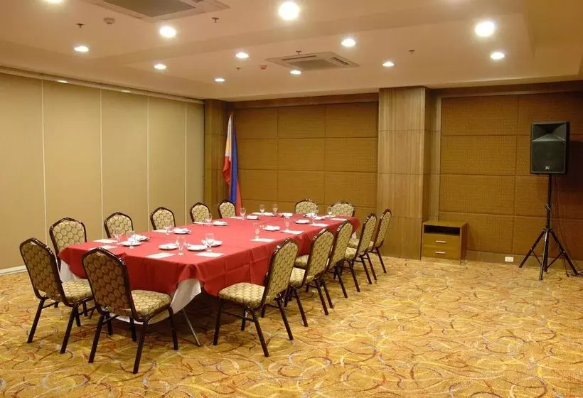 Crown Regency Hotel Makati
