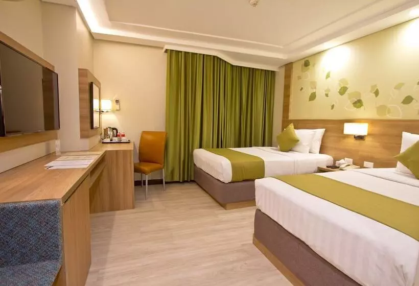 Crown Regency Hotel Makati