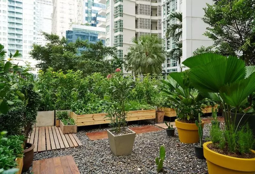 Dusit Suites Hotel Ratchadamri, Bangkok