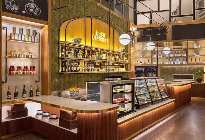 Dusit Suites Hotel Ratchadamri, Bangkok