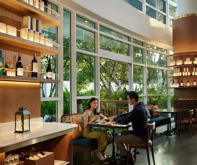 Dusit Suites Hotel Ratchadamri, Bangkok