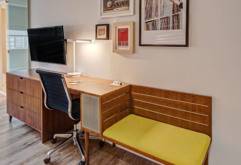 فندق Indigo   Memphis Downtown, An Ihg