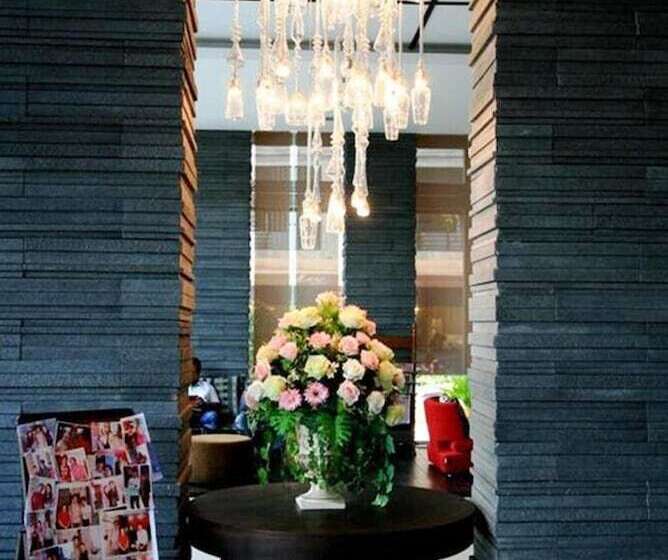 Mayflower Grande Hotel Chiang Mai