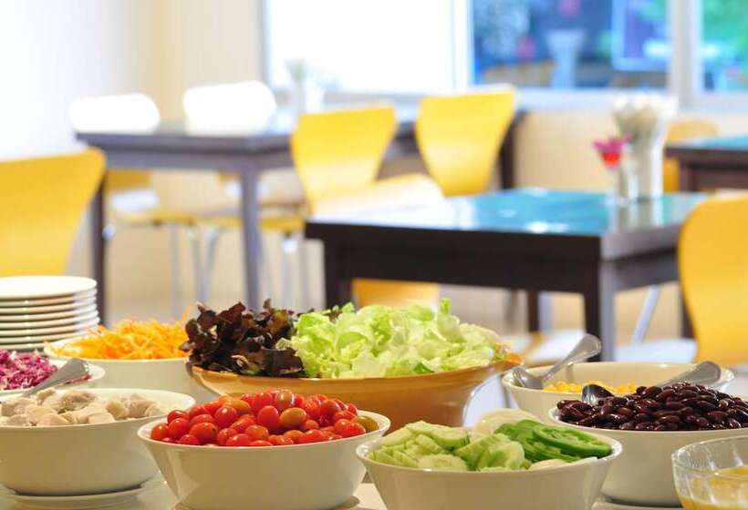 Mayflower Grande Hotel Chiang Mai