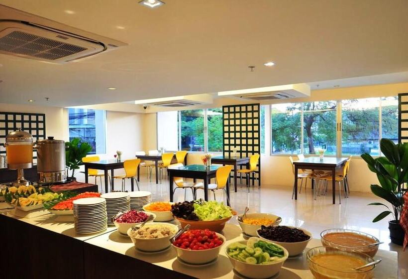 Mayflower Grande Hotel Chiang Mai