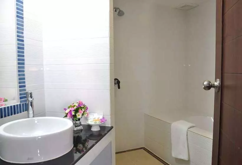 Mayflower Grande Hotel Chiang Mai