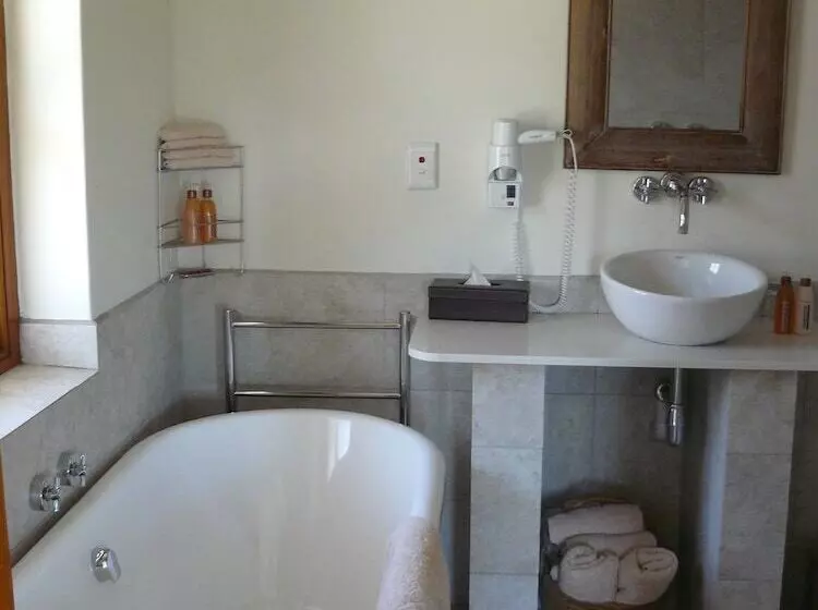 فندق Oyster Bay Lodge