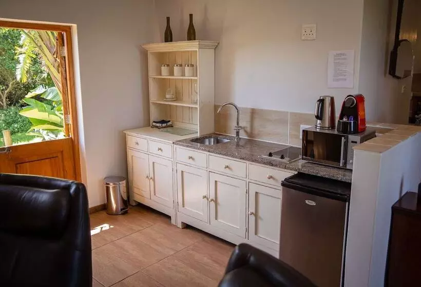 فندق Oyster Bay Lodge