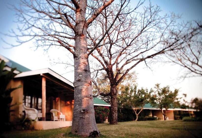 בית מלון כפרי Perrys Bridge Hollow Boutique