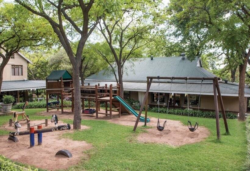 בית מלון כפרי Perrys Bridge Hollow Boutique