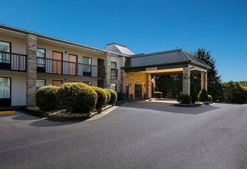 Отель Quality Inn Commerce At I 85