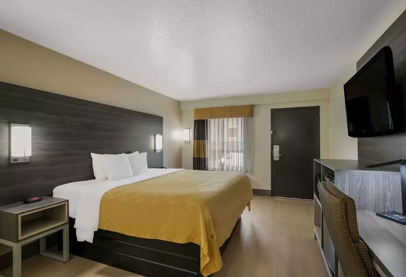 Отель Quality Inn Commerce At I 85