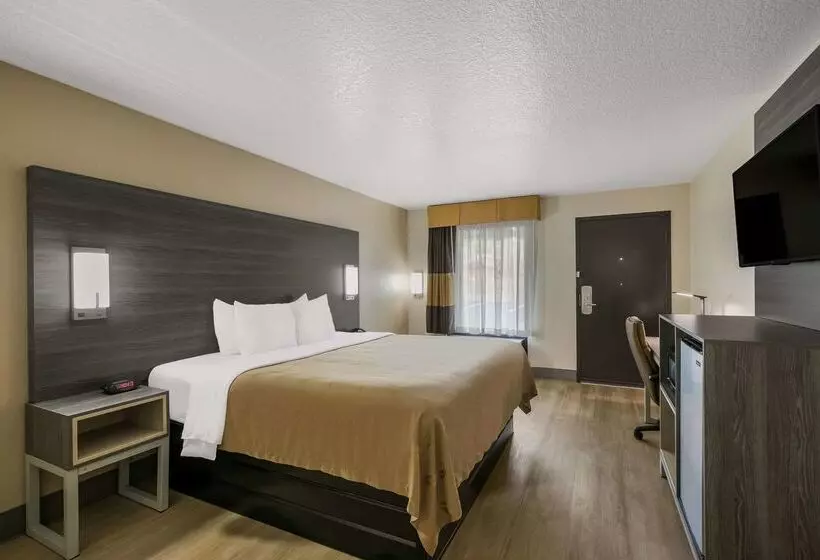 Отель Quality Inn Commerce At I 85
