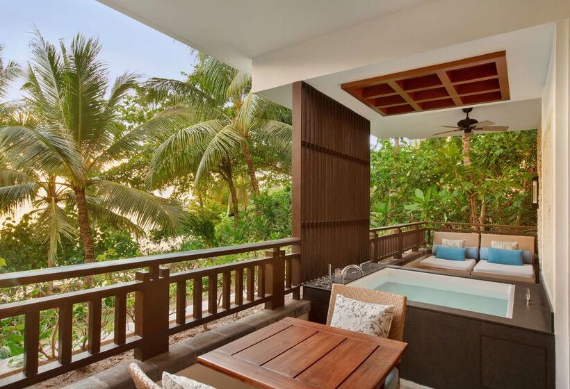 ホテル Shangri La Boracay