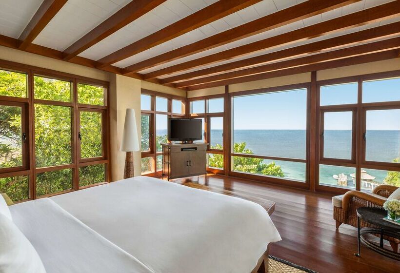 ホテル Shangri La Boracay