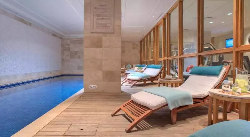 호텔 Taj Cape Town