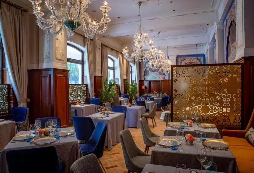 호텔 Taj Cape Town