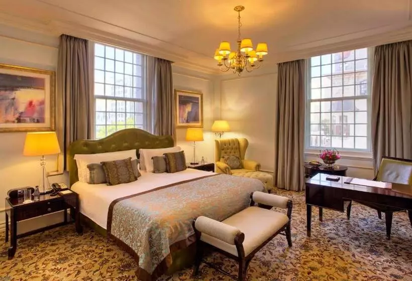 호텔 Taj Cape Town