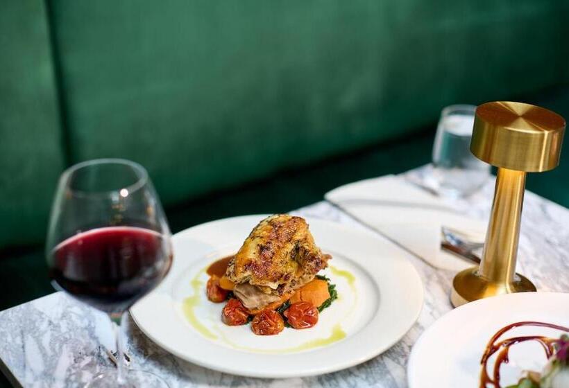 Delta Hotels By Marriott New York Times Square