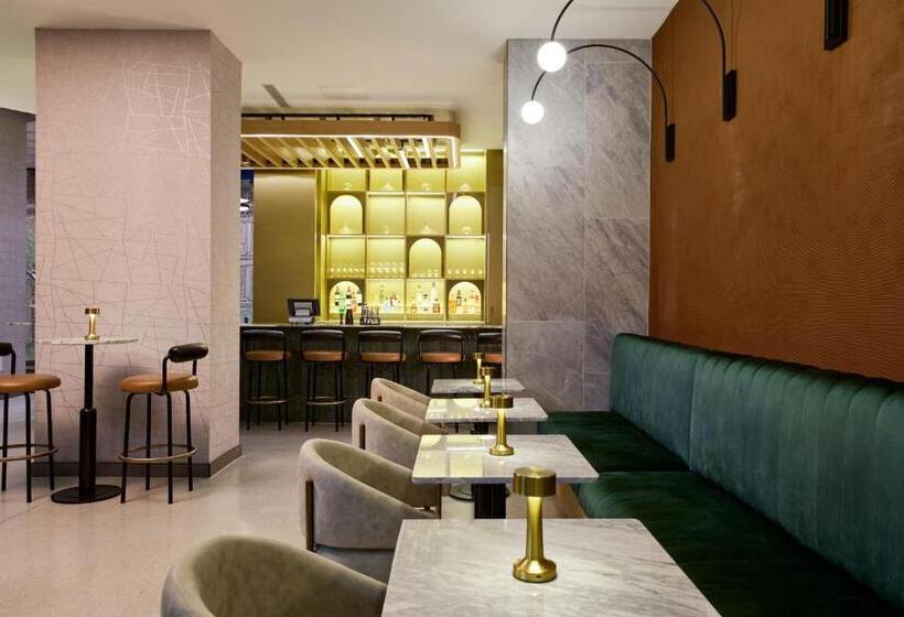 Delta Hotels By Marriott New York Times Square