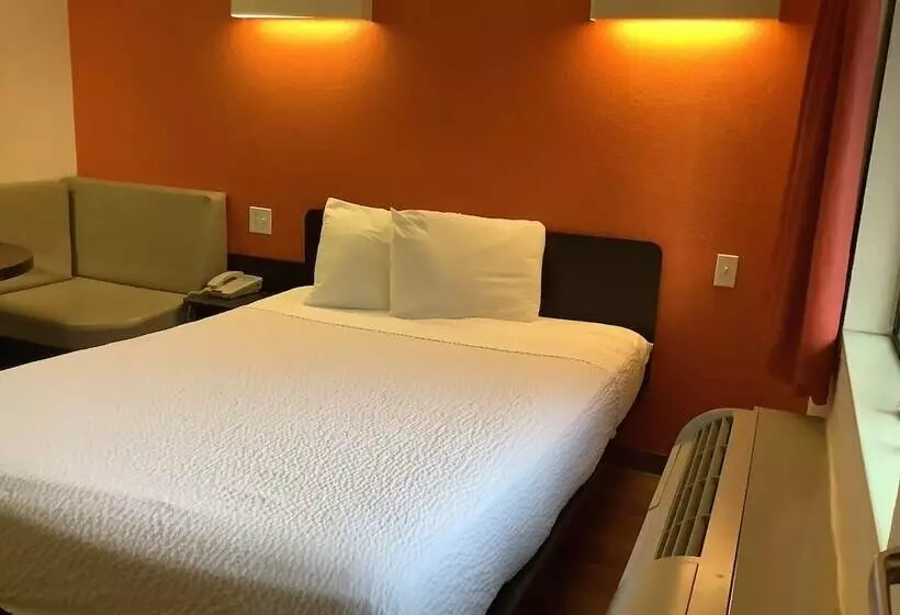 モーテル Carlsbad Village Inn