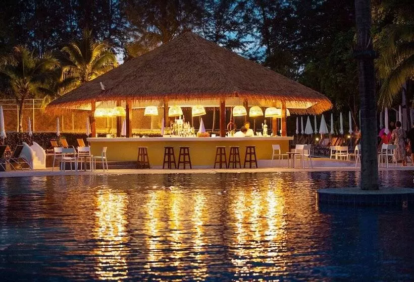 渡假胜地  Sunwing Kamala Beach