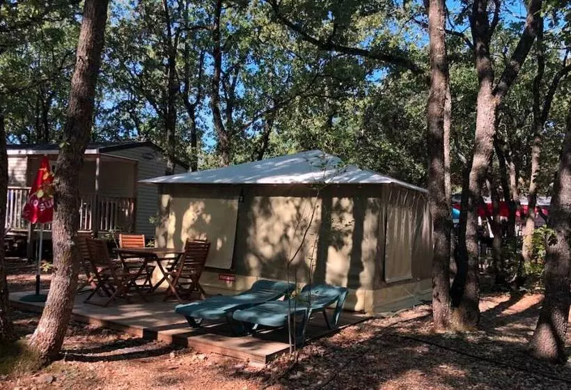 リゾートホテル Camping Maeva Escapades Le Domaine Des Chênes Blancs