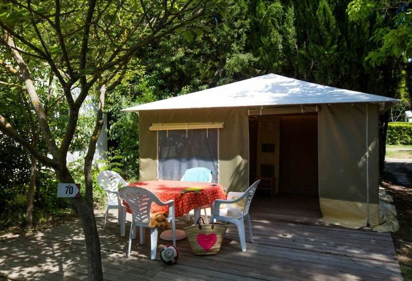 אתר נופש Camping Maeva Escapades Le Domaine Des Chênes Blancs
