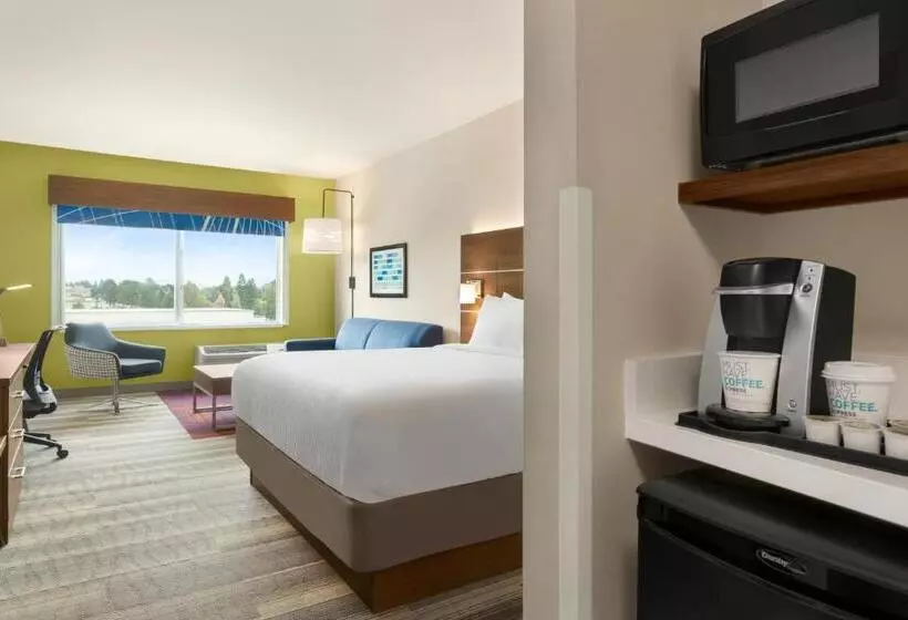 Hotelli Holiday Inn Express & Suites   Ukiah, An Ihg