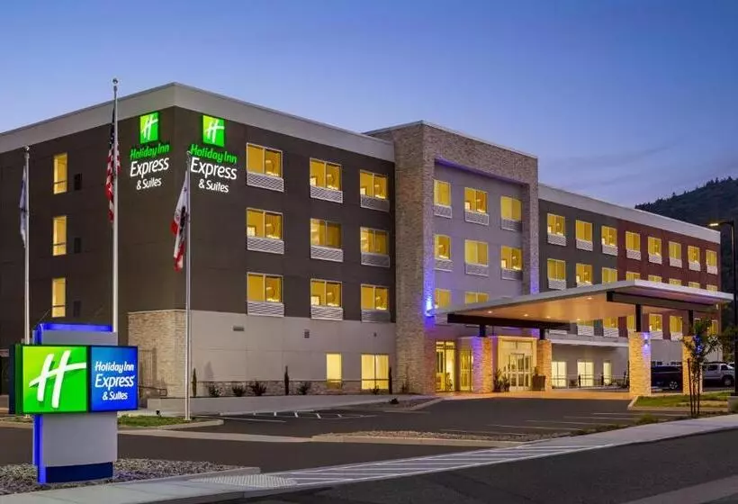 Hotelli Holiday Inn Express & Suites   Ukiah, An Ihg