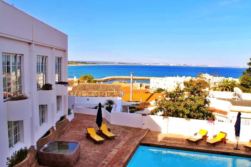 Baluarte Da Vila Apartments