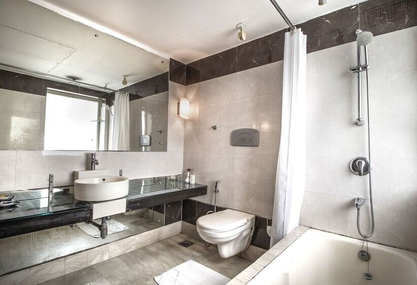 Fabhotel Prime Shervani