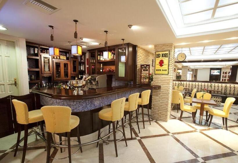 호텔 Akti Taygetos Conference Resort