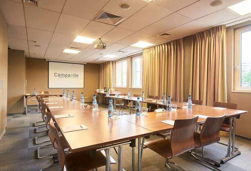 ホテル Campanile łódź