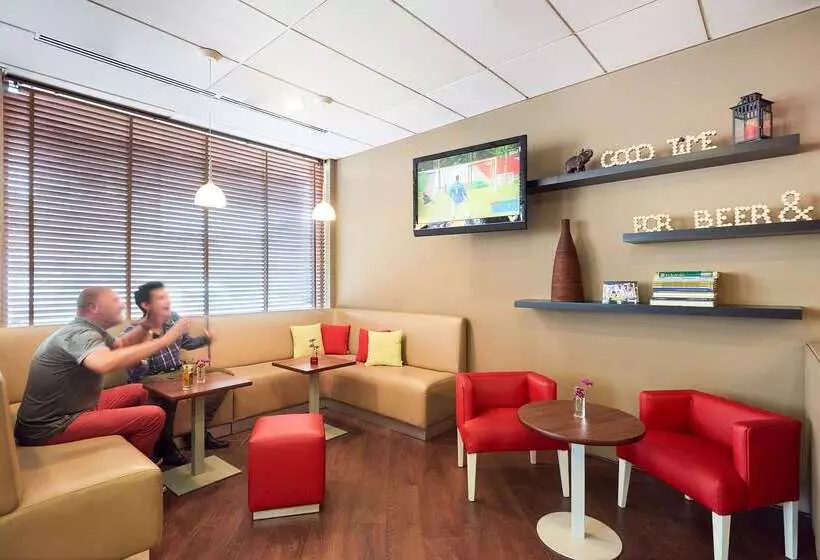 ホテル Campanile łódź