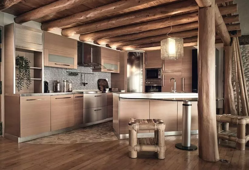 Gloria Maris Hotel Suites And Villa