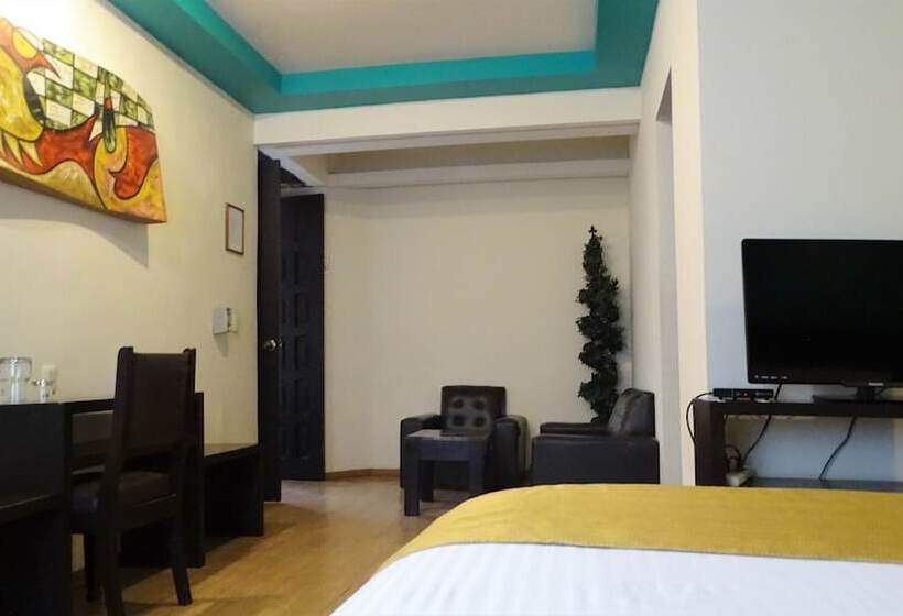 فندق Jardines Del Centro