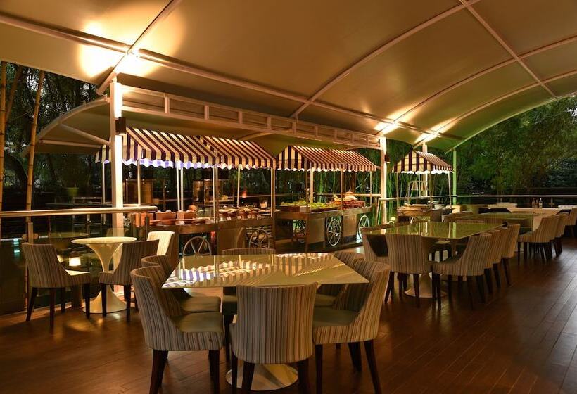 ホテル Marriott Suites Pune