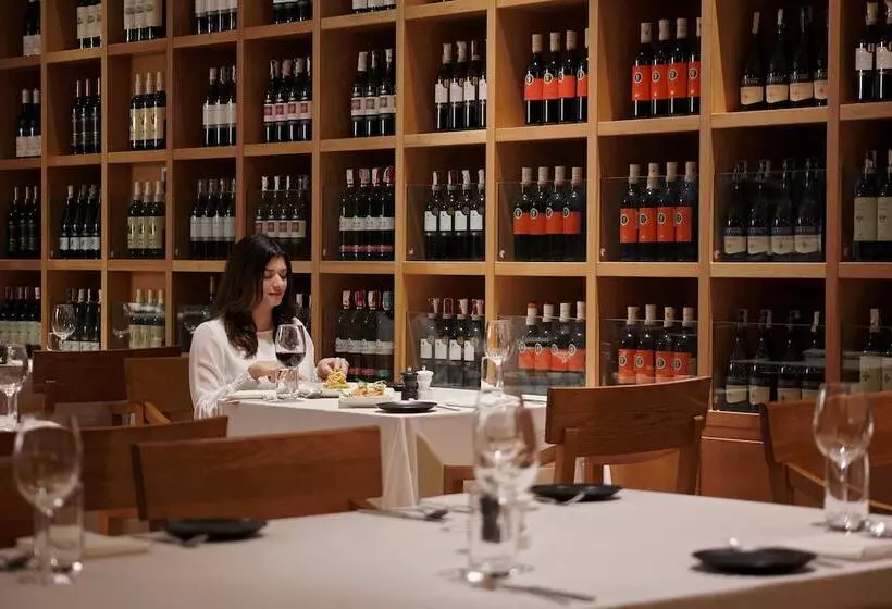 酒店 Marriott Suites Pune