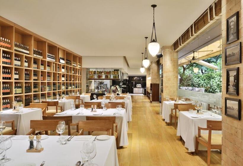 ホテル Marriott Suites Pune