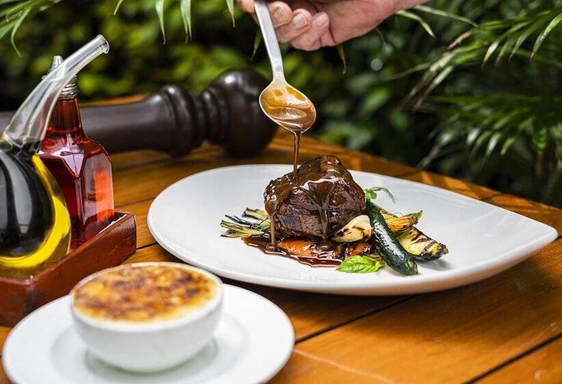 ホテル Marriott Suites Pune