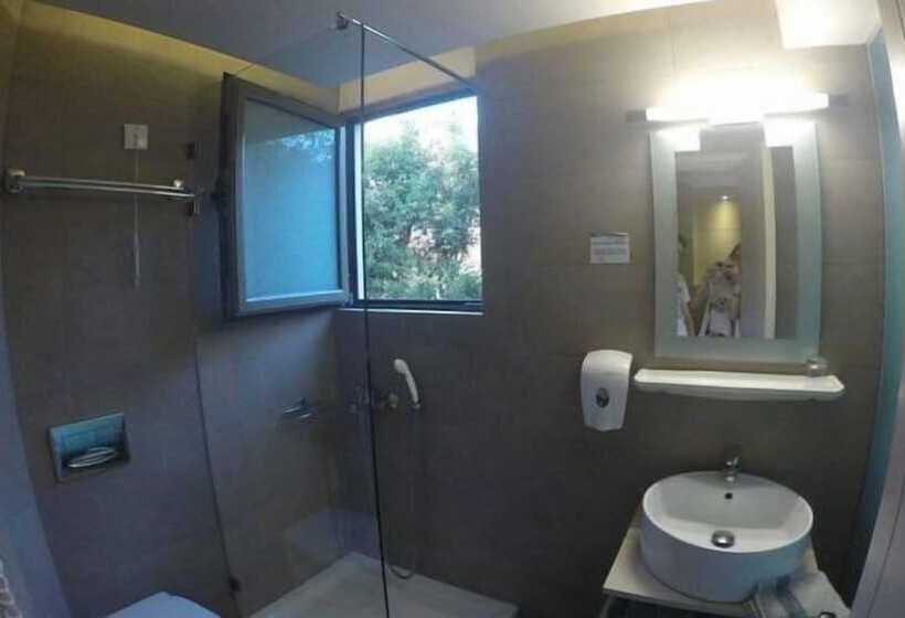 בית מלון כפרי Pantheon